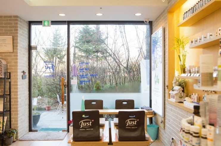 종로 유스트 광화문점 토요일 하루 근무 가능한 관리사님 급구합니다. 건식 마사지 가능하신분 환영합니다. #1