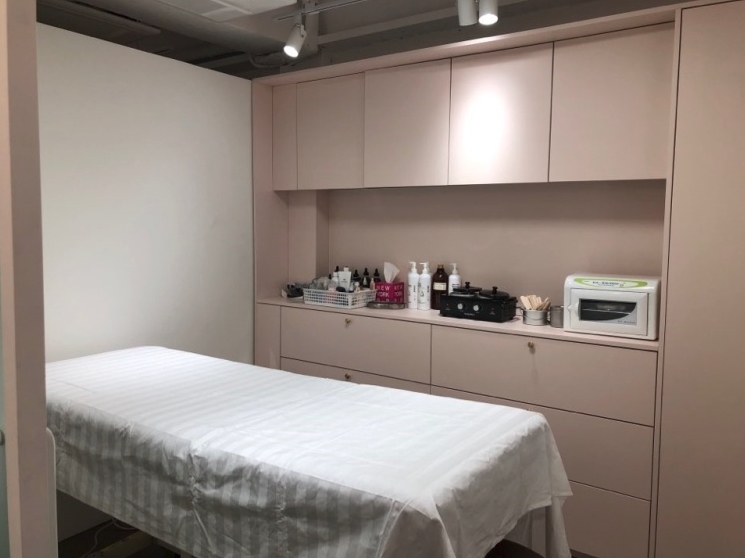 강남 청담동 러벨라 뷰티살롱 직원 모집하고 있습니다. [왁싱, 속눈썹연장] 수,토,일 근무 가능하신분 지원하세요~ #3
