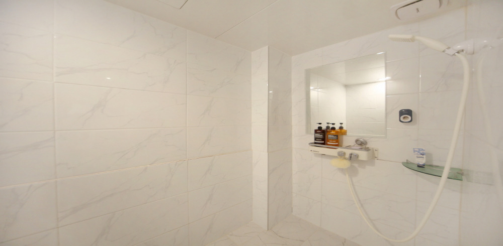 ✨페이보장✨ 선릉역 인근 레드스웨디시에서 관리사님을 모집하고 있습니다.✨초보환영 !! ✨숙식가능 !!✨ 당일지급! #4