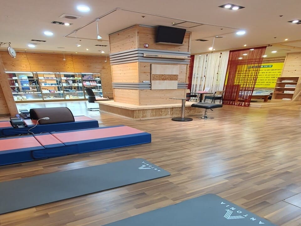 용인 어정역 리버스명가 피부미용관리사 급구! #4