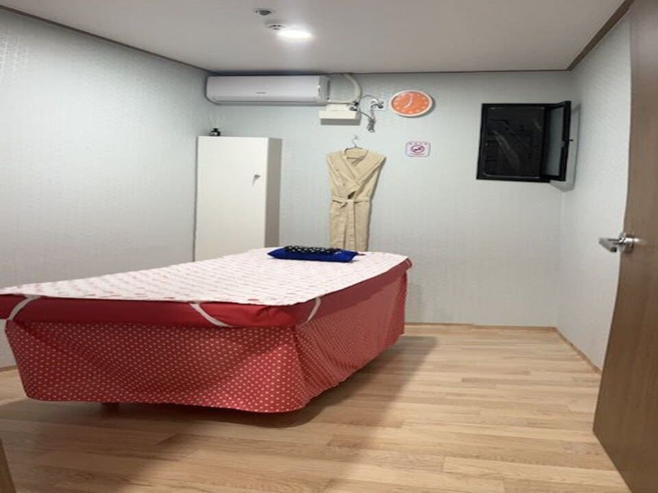강릉 #중국정통마사지 #강릉마사지 #숙식제공 태후황실마사지에서 함께 근무하실 관리사 모셔요~ | 마사지구인 마사지알바 아로마마사지 - 테라피닷컴 #3