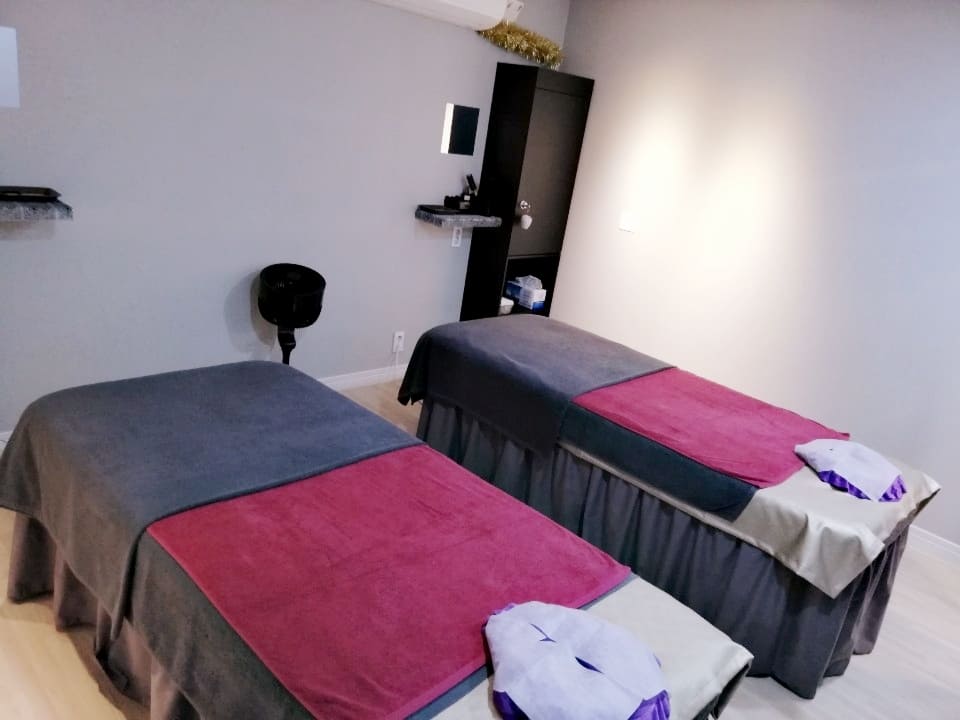 부산 연산동 홍바디테라피에서 함께 하실 피부관리사 모집합니다.ㅣ부산 마사지구인 연산동 피부관리사구인 - 테라피닷컴 #3
