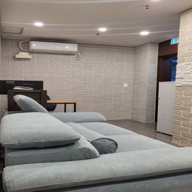 9c0d15d6dd36e857aa86884628b9b5a29ee88769.jpg class=