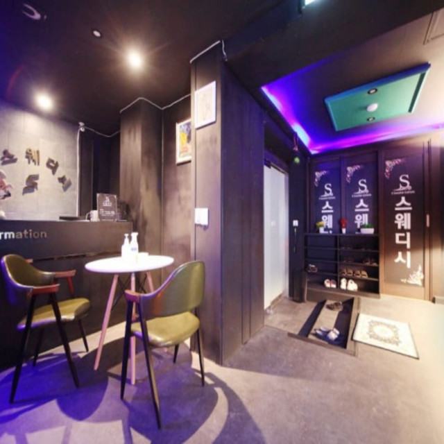 b871f5cd37802609eb532ec294a790743eabe032.jpg class=