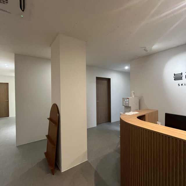 41e64b7df7be16d7da77b31d746741c028edd687.jpg class=