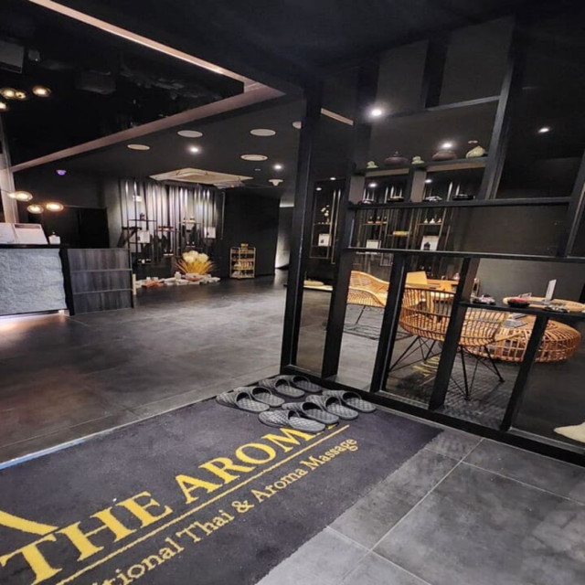 18def9c6b1236b99fe41412195dc5736b07c7a53.jpg class=